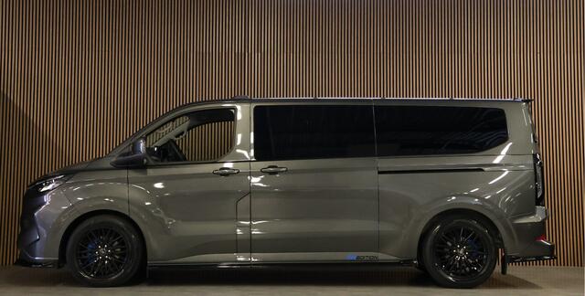 Ford TRANSIT CUSTOM 320 2.0 TDCI 170PK L2H1 DC LIMITED | L+R Schuifdeur | Dubbel Cabine | ACC | Blind Spot | Navigatie | Camera | CarPlay | Lane Assist | Raptor Edition | Trekhaak | 6-Zitter | Verlengde fabrieksgarantie tot 09-2029