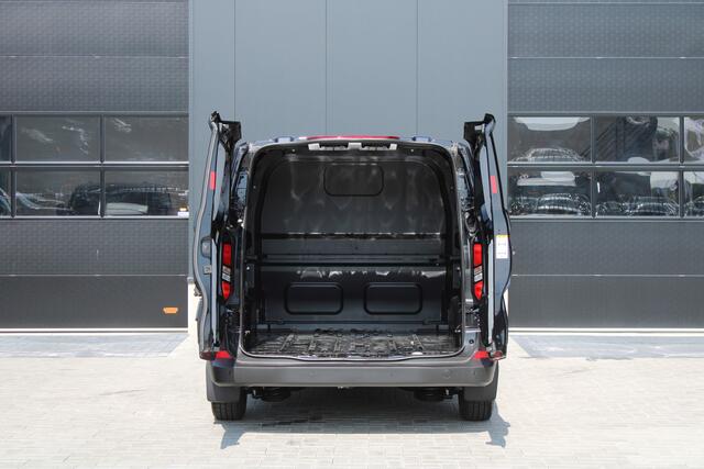 Ford TRANSIT CUSTOM 320 2.0 TDCI L2H1 Trend DC 136pk - Carplay - Android - Camera - Trekhaak - LED koplampen - Stoelverwarming - Draadloos laden - Rijklaar