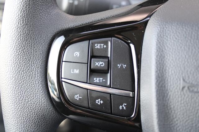 Ford TRANSIT CUSTOM 320 2.0 TDCI L2H1 Trend DC 136pk - Carplay - Android - Camera - Trekhaak - LED koplampen - Stoelverwarming - Draadloos laden - Rijklaar