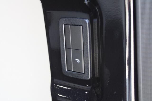 Ford TRANSIT CUSTOM 320 2.0 TDCI L2H1 Trend DC 136pk - Carplay - Android - Camera - Trekhaak - LED koplampen - Stoelverwarming - Draadloos laden - Rijklaar