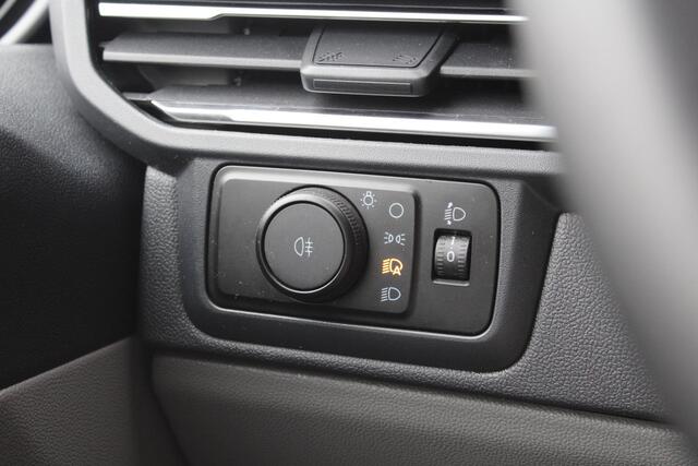 Ford TRANSIT CUSTOM 320 2.0 TDCI L1H1 Limited 170pk | Driver Assistance Pack | Stoelverwarming | SYNC 4 Navigatie | BLIS | Voorruitverwarming | All Weather banden