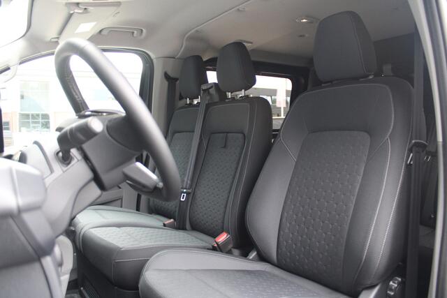 Ford TRANSIT CUSTOM 320 2.0 TDCI L2H1 Limited DC 150pk - Trekhaak - ACC - Getint glas - Stoel/Stuurverwarming - Carplay - Rijklaar