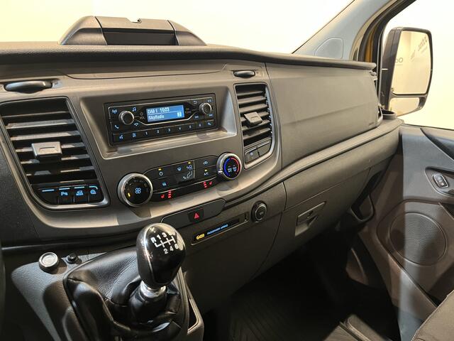 Ford TRANSIT CUSTOM 340 2.0 TDCI L2H1 Trend 130 PK / Euro 6 / Airco / Cruise Control / PDC / Trekhaak