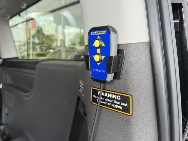 Ford TRANSIT CUSTOM 5+1 Rolstoelbus 320 2.0 TDCI L2H2 Limited Automaat (Zeer unieke Rolstoelbus met bodemverlaging en automaat!)