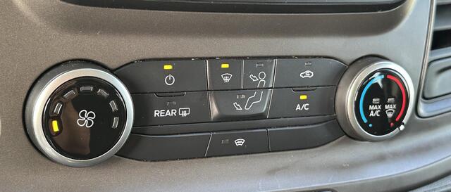 Ford TRANSIT CUSTOM 320 2.0 TDCI L1H1 Trend Personenbus