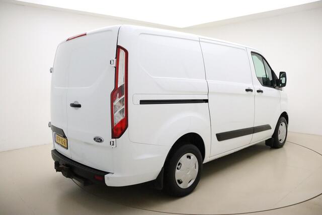 Ford TRANSIT CUSTOM 280 2.0 TDCI L1H1 Trend | Achteruitrijcamera | Navigatie | trekhaak | Laadruimte afwerking | 3 zitplaatsen | Airco | Dodehoek detectie