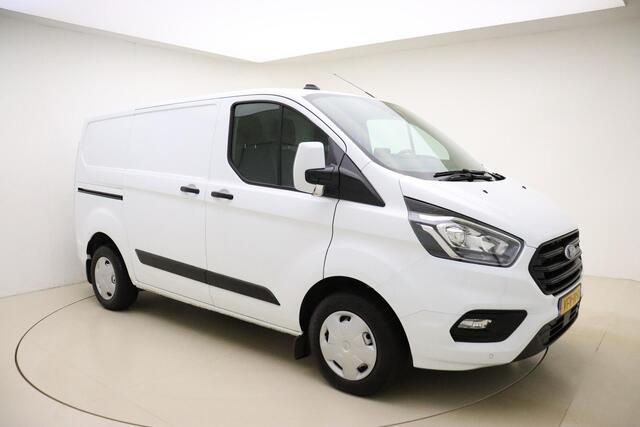 Ford TRANSIT CUSTOM 280 2.0 TDCI L1H1 Trend | Achteruitrijcamera | Navigatie | trekhaak | Laadruimte afwerking | 3 zitplaatsen | Airco | Dodehoek detectie