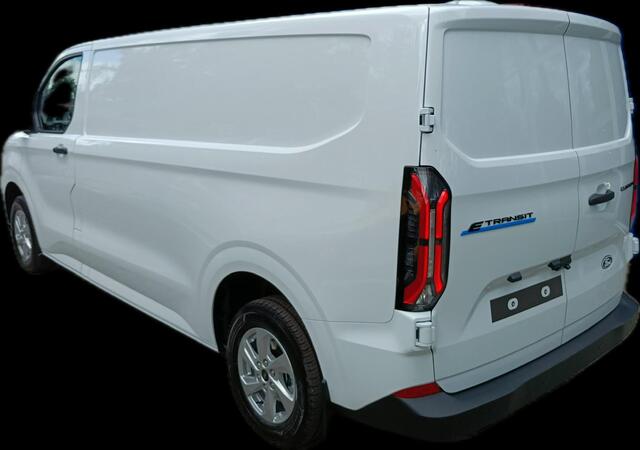 Ford TRANSIT CUSTOM E-Transit 340 L2H1 Trend 65 kWh 136PK |DIRECT-LEVERBAAR|STOEL-STUURWIELVERWARMING|CAMERA|APP-CONNECT|