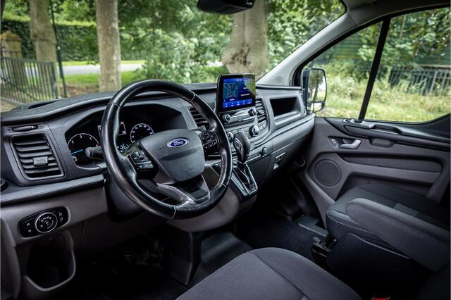 Ford TRANSIT CUSTOM 320 2.0 TDCI L2H1 Trend DC Dubbele Cabine Navigatie 18" Sidebars