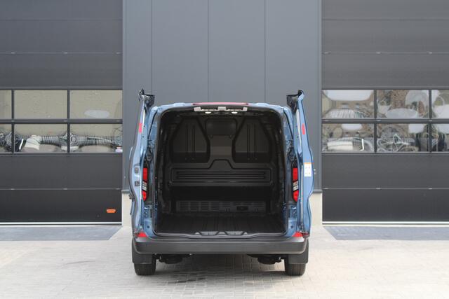 Ford TRANSIT CUSTOM 320 2.5 PHEV L2H1 Trend 232pk - 2x Schuifdeur - Adaptive Cruise - Blind Spot - Navigatie - Camera - Verwarmd Stuur - Rijklaar