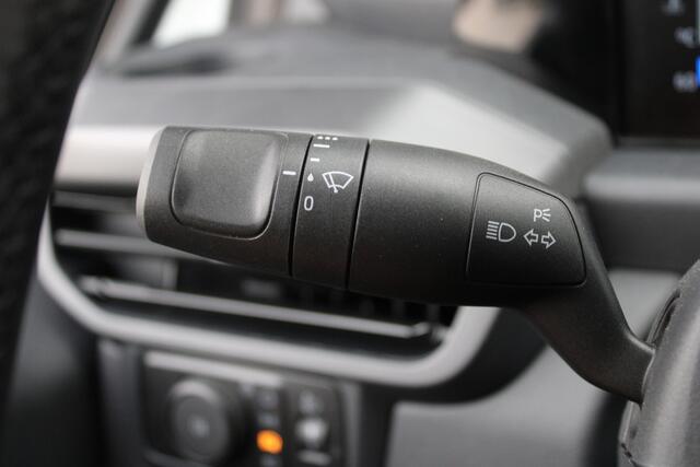 Ford TRANSIT CUSTOM 300 2.0 TDCI L2H1 Sport 170pk - 2x Schuifdeur - Trekhaak - ACC - 19'' LM Velgen - 70L Tank - Navi - Camera - Stoel & Stuurverwarming - Blind Spot - Rijklaar