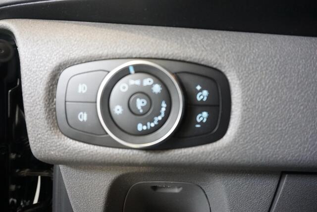 Ford TRANSIT CUSTOM 300 2.0 TDCI 130 pk Automaat Dubbele Cabine LIMITED! L2 | Navigatie | Airco | Bluetooth | 5-Zits | Trekhaak | DAB+