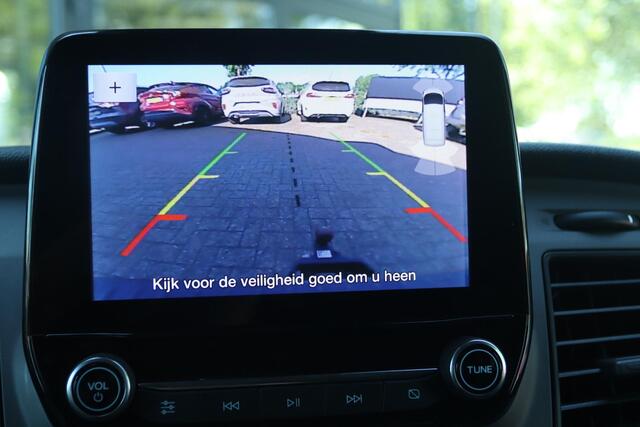 Ford TRANSIT CUSTOM 320 2.0 TDCI L2H1 TREND DC 6-PERS. | TREKHAAK | CAMERA | CARPLAY | VOORRUITVERW. | CRUISE | DAKDRAGERS