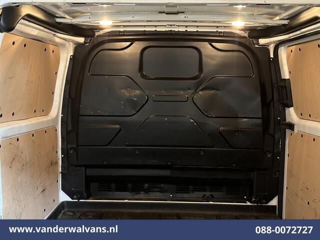Ford TRANSIT CUSTOM 2.0 TDCI 130pk L2H1 Euro6 Airco | Android Auto | Stoelverwarming | Cruisecontrol | Parkeersensoren 2800kg trekvermogen, verwarmde voorruit, bijrijdersbank, LED