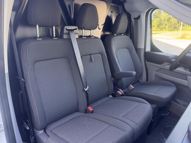 Ford TRANSIT CUSTOM 320 2.5 PHEV L2H1 Trend | Trekhaak | LED-laadruimte verlichting | Apple CarPlay | Android Auto |