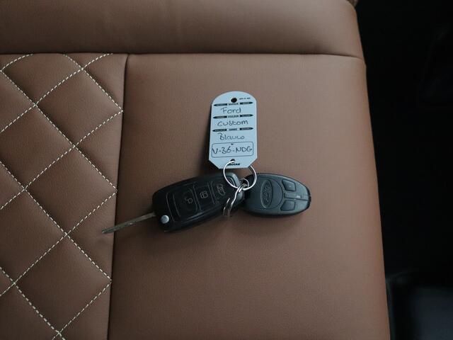 Ford TRANSIT CUSTOM 2.0TDCi 170PK Automaat Limited | Leder | LMV ¤ 1800,-- meerprijs | Navigatie | Camera | Airco | Cruise | Trekhaak