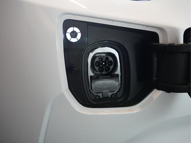 Ford TRANSIT CUSTOM e-Transit 320 L1H1 65 kWh 136PK | VERWACHT | EMISSIEVRIJE ZONE | 3 Persoons | LED | Camera