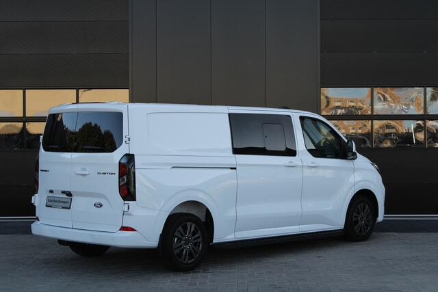 Ford TRANSIT CUSTOM 320 2.0 TDCI L2H1 Limited DC 170pk - 5 Zits - Adaptive Cruise - Navi - 2x Schuifdeur - Verwarmd stuur - 70l tank - 17" LM velgen - Rijklaar
