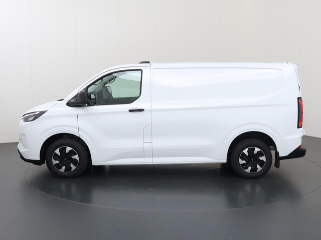 Ford TRANSIT CUSTOM E-Transit 320 | L1 H1 | Trend | 65 kWh | 2300 KG. AHW | Climate Control | Apple Carplay / Android Auto | 328 KM Range | Voorruitverwarming | Stoelverwarming | LED Koplampen | Achterdeuren |