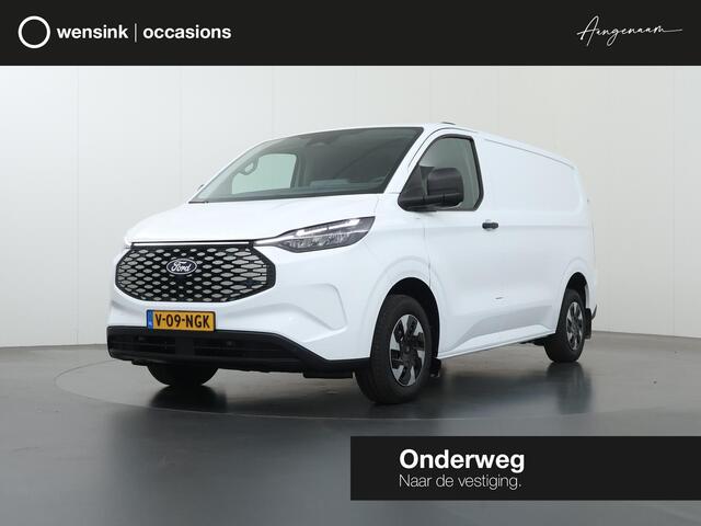 Ford TRANSIT CUSTOM E-Transit 320 | L1 H1 | Trend | 65 kWh | 2300 KG. AHW | Climate Control | Apple Carplay / Android Auto | 328 KM Range | Voorruitverwarming | Stoelverwarming | LED Koplampen | Achterdeuren |