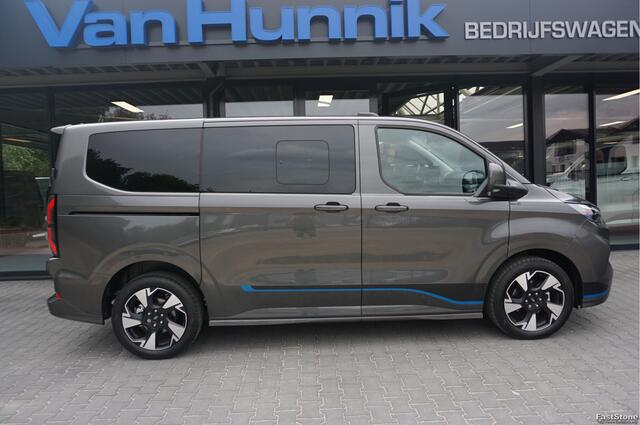 Ford TRANSIT CUSTOM 320S 170PK DC Sport AUT BPM VRIJ!! Navi, ACC, Trekhaak, 360° Cam, 17" LM, 2x Schuifdeur!! NR. A268