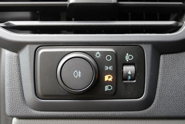 Ford TRANSIT CUSTOM 320 2.0 TDCI L2H1 Trend 136pk - Carplay - Android - Camera - LED koplampen - Airbag bijrijder - 70l tank - Rijklaar