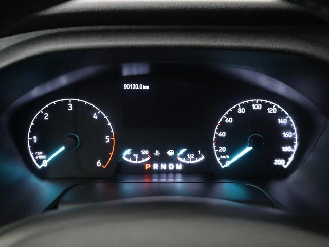 Ford TRANSIT CUSTOM 2.0TDCi 130PK Automaat Limited | Imperiaal | Trekhaak | Navigatie | Camera | Airco | Cruise | 3-Persoons