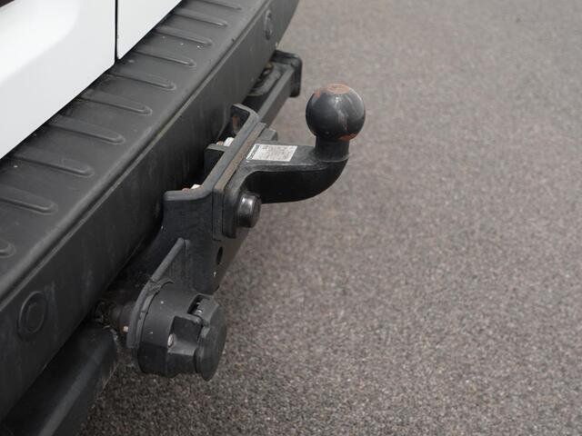 Ford TRANSIT CUSTOM 300 2.0 TDCI L2H1 Trend Automaat Airco Navi Bluetooth 3-Zits Camera Trekhaak Camera