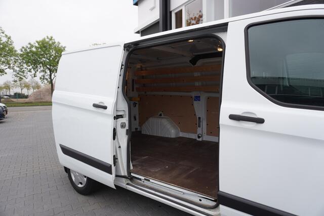 Ford TRANSIT CUSTOM 2.0 TDCI L2 EURO 6 - Airco - Cruise - Camera - ¤ 13.950,- Excl.