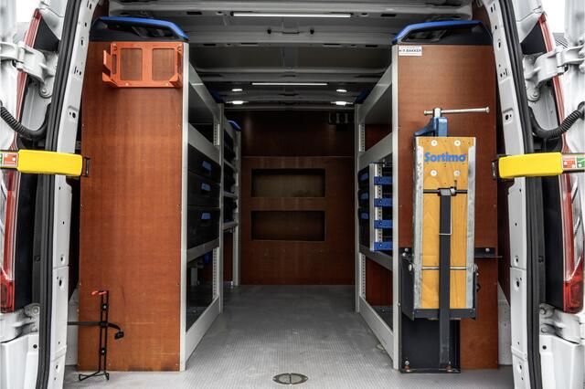 Ford TRANSIT CUSTOM 2.0-TDCI | L2H1 | LED | Inrichting | Omvormer | Cruise | Airco | PDC | Euro 6