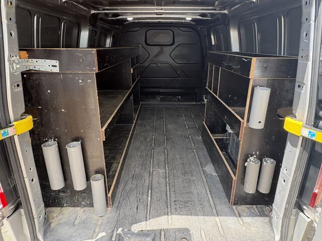 Ford TRANSIT CUSTOM 300 2.0 131Pk TDCI L2H Trend / Cruise / Airco / Navi / Trekhaak / Apk t/m 25-04-2026