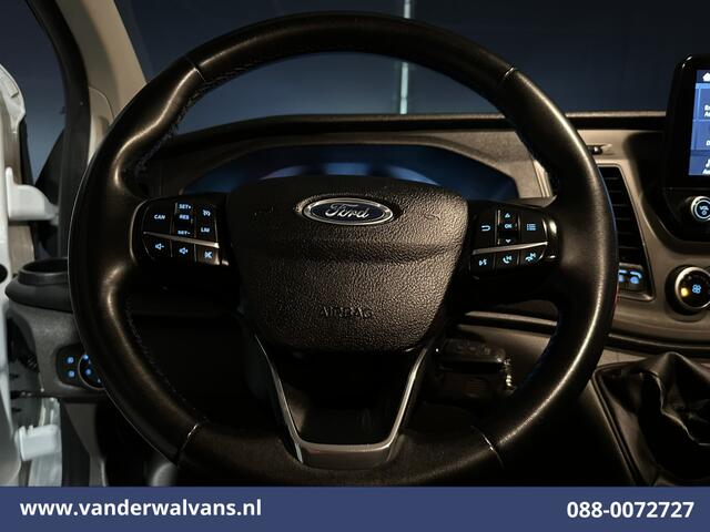 Ford TRANSIT CUSTOM 2.0 TDCI 131pk L2H1 Euro6 Airco | LED | Apple Carplay | Cruisecontrol | 2800kg Trekhaak Parkeersensoren, Stoelverwarming, Verwarmde voorruit, Bijrijdersbank