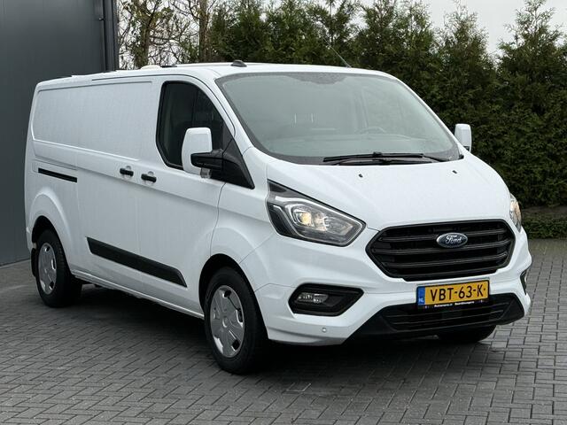 Ford TRANSIT CUSTOM 2.0 TDCI 130 PK AUTOMAAT / L2H1 / TREND / TREKHAAK / CRUISE / CAMERA / NAVI / LED