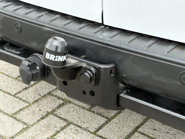 Ford TRANSIT CUSTOM 300 2.0 TDCI L2H1 Trend | Navigatie/Android/Apple Carplay | Trekhaak | Ingerichte Laadruimte | Voorstoelen Verwarmd | Cruise Control |