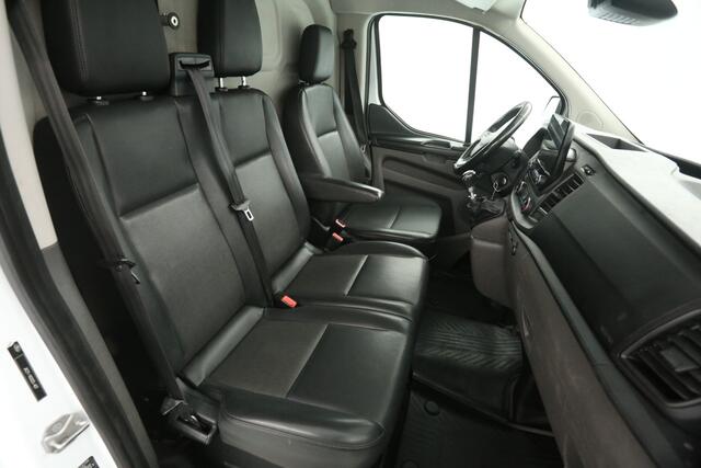 Ford TRANSIT CUSTOM 300 2.0 TDCI L2H1 | MARGE | Airco | Cruise | 3-Zits | Camera | Carplay | Trekh. | Imperiaal