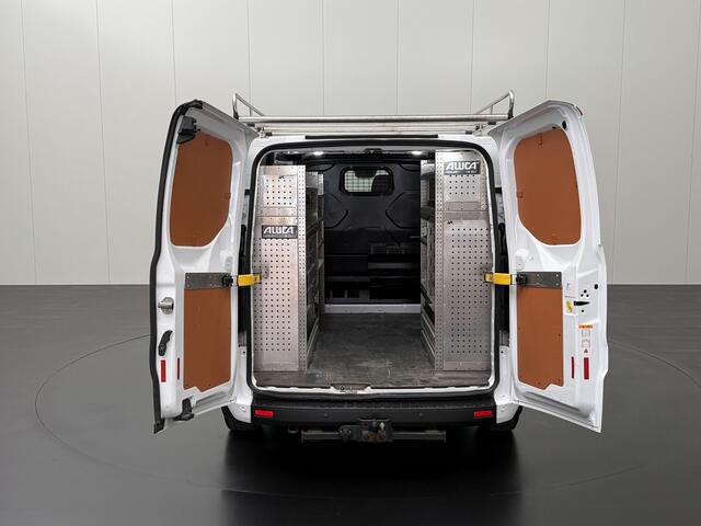 Ford TRANSIT CUSTOM 2.0TDCI Imperiaal | Trekhaak | Achterdeuren | Kastinrichting | Camera | Airco | Cruise | 3-Persoons