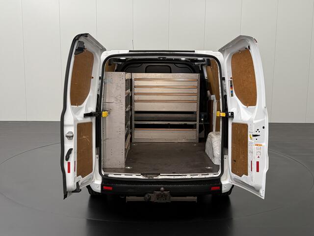 Ford TRANSIT CUSTOM 2.0TDCI Business | Achterdeuren | Trekhaak | Navigatie | Camera | 3-Persoons