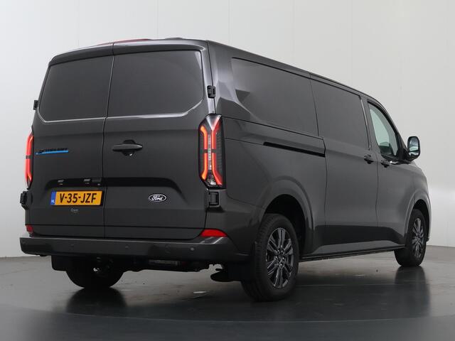 Ford TRANSIT CUSTOM e-Transit 340 | L2 H1 | Limited | 65 kWh | 218 PK | Cruise Control Adaptief | LM Velgen | 2-zits | Navigatie | Parkeercamera | Stoelverwarming | LED Koplampen | Snel-lader | Apple Carplay / Android Auto