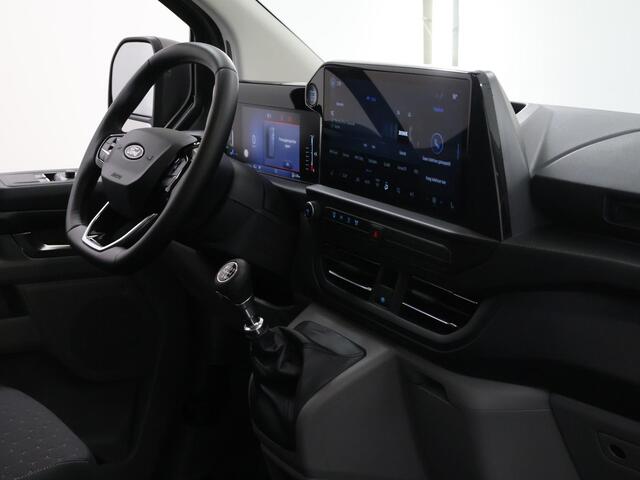 Ford TRANSIT CUSTOM 320 | 2.0 TDCI | L2 H1 | LIMITED | STOELVERWARMING | TREKHAAK | NAVIGATIE | CAMERA | PARKEERSENSOREN | METALLIC | LAADRUIMTE PAKKET | VOORRUITVERWARMING | 2-ZITS | STOEL STOEL | LM VELGEN