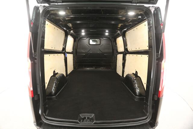 Ford TRANSIT CUSTOM 300 2.0 TDCI L2H1 | MARGE | Aut. | Airco | 3-Zits | Cruise | Camera | Trekh. | Navi | Stoelverw.