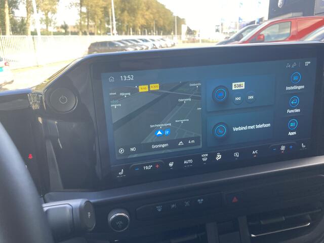 Ford TRANSIT CUSTOM E-Transit 340 L2H1 Limited 65 kWh