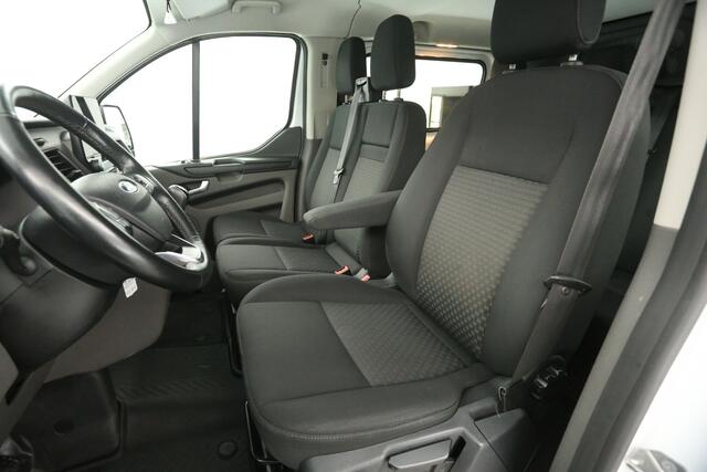 Ford TRANSIT CUSTOM 300 2.0 TDCI L2H1 | DC | Airco | Cruise | Carplay | Trekh. | Navi | Parkeersens.
