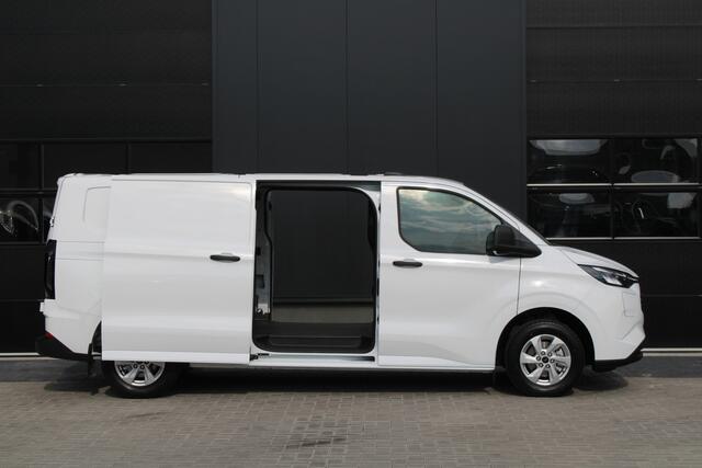 Ford TRANSIT CUSTOM 320 2.5 PHEV L2H1 Trend 232pk - 5 jaar GARANTIE - 2x Schuifdeur - Adaptive Cruise - Blind Spot - Navigatie - Camera - Verwarmd Stuur - Rijklaar