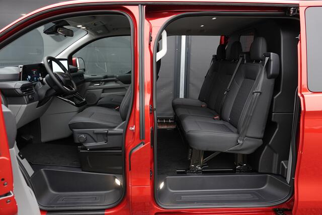 Ford TRANSIT CUSTOM L2H1 Dubbel Cabine 2.0Tdci 170Pk Aut. | Limited | 360° Camera | 2x Schuifdeur | Spoilerpack | 19" | Artisan Red