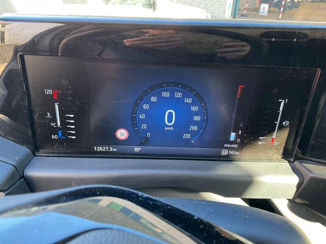 Ford TRANSIT CUSTOM 320 2.0 TDCI L1H1 Limited 150pk! | 17 inch | Stoelverwarming | Camera | Parkeersensoren | Volledig meegespoten bumpers