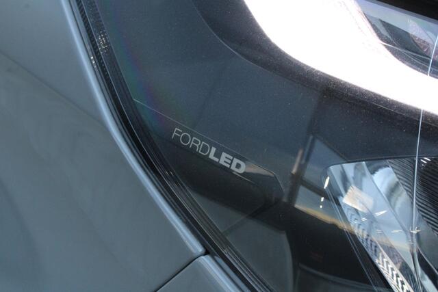 Ford TRANSIT CUSTOM 320 2.0 TDCI L2H1 Limited 170pk - 1+1 Stoelopstelling - 2x Schuifdeur - Adaptive Cruise - Verwarmd stuur - Blind spot - Navigatie - Camera - Draadloos laden - Rijklaar