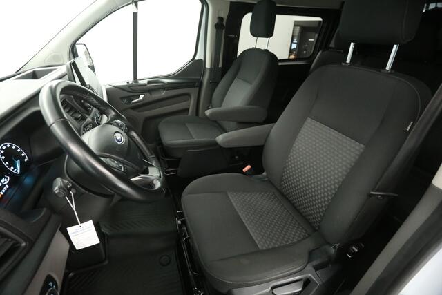 Ford TRANSIT CUSTOM 340 2.0 TDCI L2H1 | DC | Aut. | Airco | Cruise | Camera | 2xSchuifdeur | Carplay | Navi | Trekh. | Parkeersens.