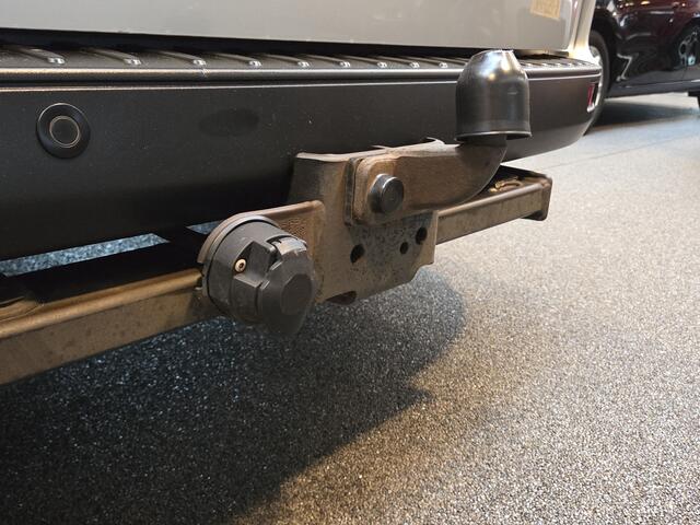 Ford TRANSIT CUSTOM 300 2.0 TDCI L1H1 Trend