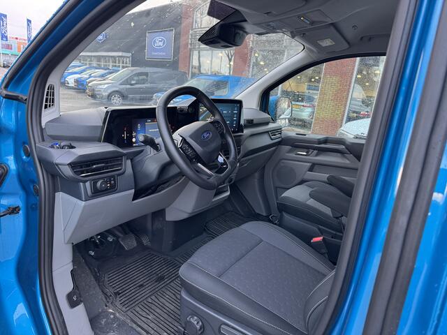 Ford TRANSIT CUSTOM E-Transit 340 L2H1 Limited 65 kWh | Trekhaak | Winter Pack | Camera | Adapt. Cruise | Apple Carplay & Android Auto |