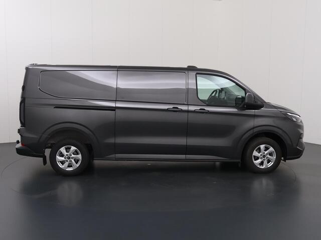 Ford TRANSIT CUSTOM 320 | 2.0 TDCI | L2 H1 | Limited | LM Velgen | 3-zits | Trekhaak | Navigatie | Apple Carplay / Android Auto | Comfort Stoelen | DAB+ | Stoelverwarming | Voorruitverwarming